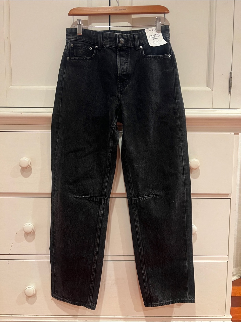 Madewell the darted barrel leg Jean